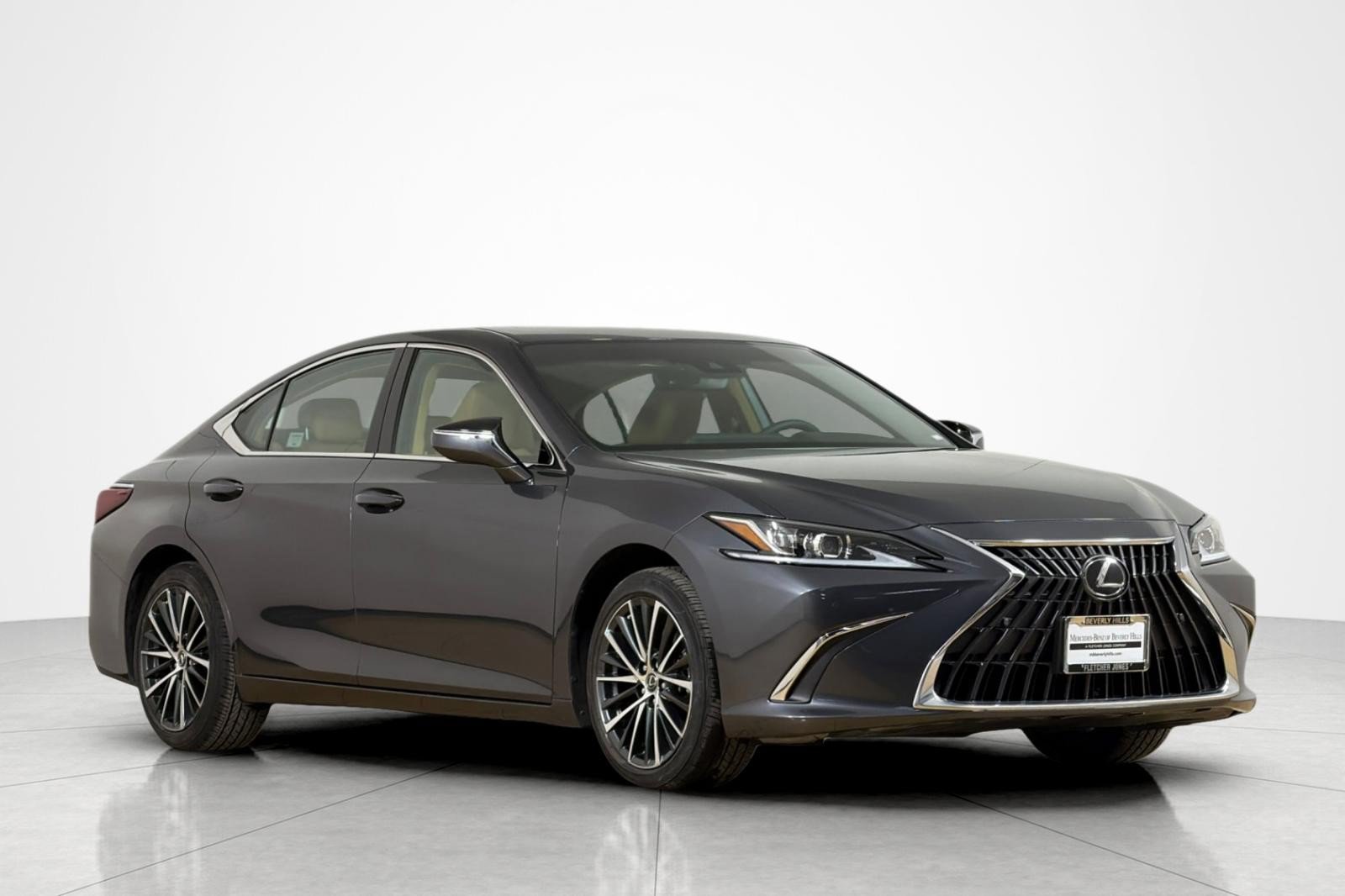 Used 2024 Lexus ES 350 w/ Premium Package FWD image 7