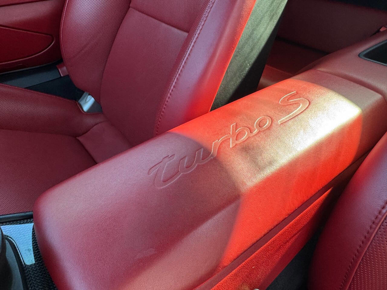 Used 2015 Porsche 911 Turbo S image 66