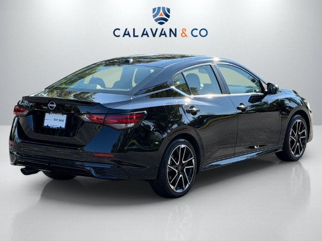 Used 2025 Nissan Sentra SR FWD image 7