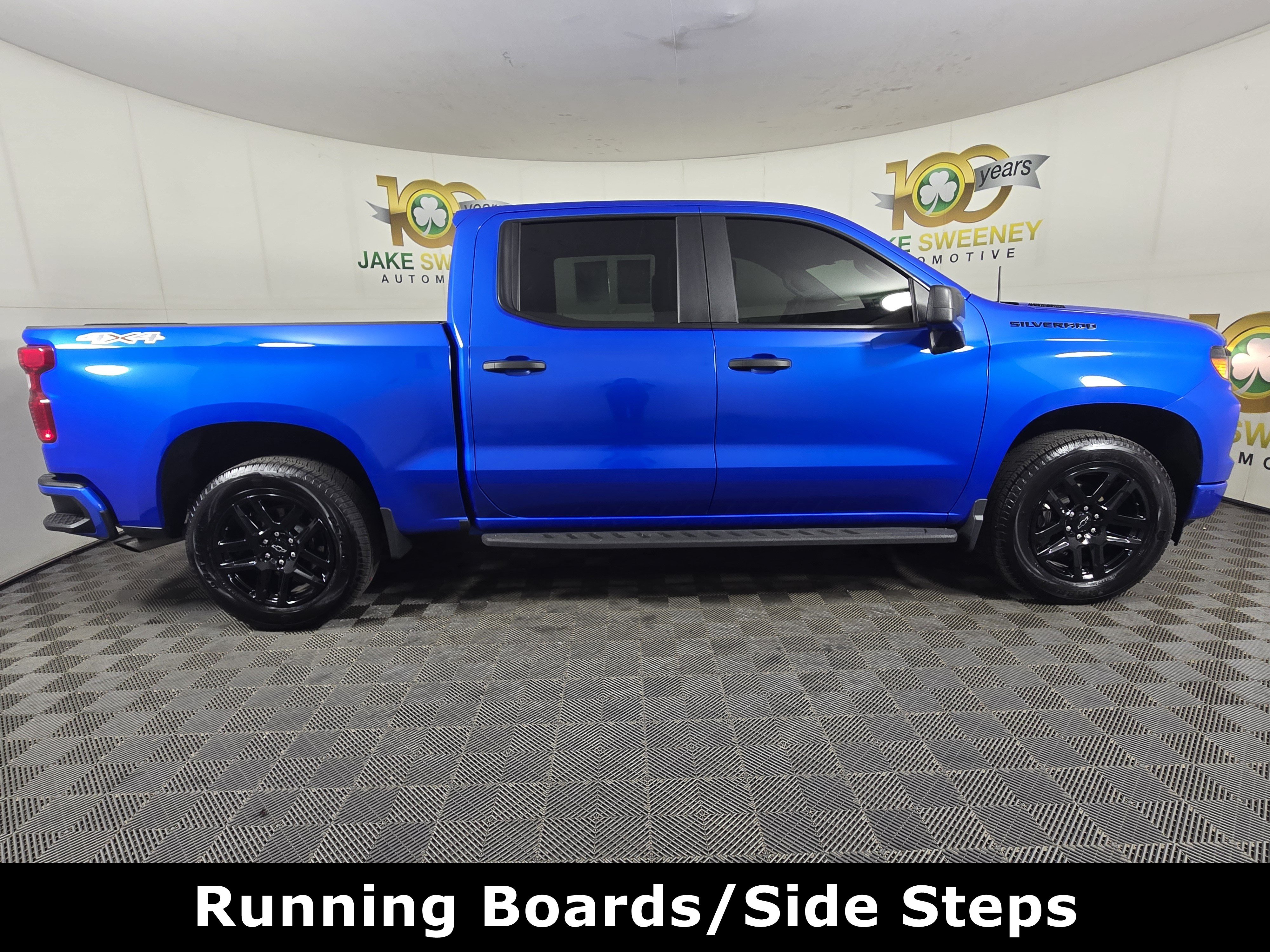 Certified 2026 Chevrolet Silverado 1500 Custom w/ LPO, Dark Essentials Package AWD/4WD image 10