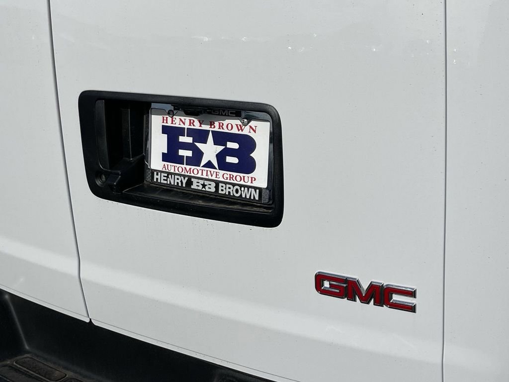 New 2025 GMC Savana 3500 LS image 35