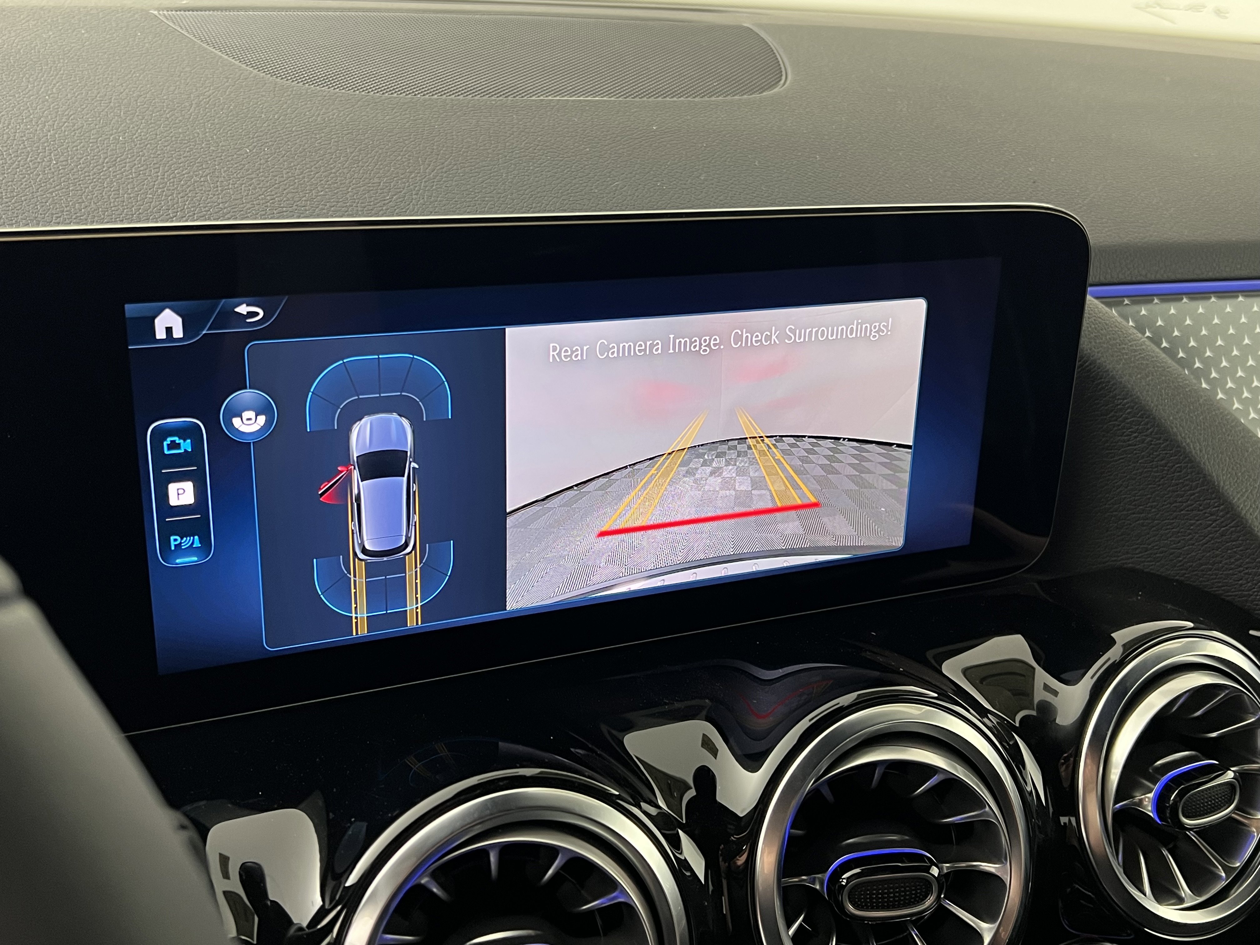 New 2025 Mercedes-Benz GLA 250 4MATIC image 30