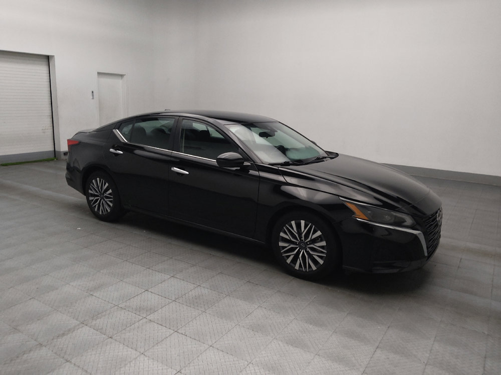 Used 2023 Nissan Altima 2.5 SV image 11