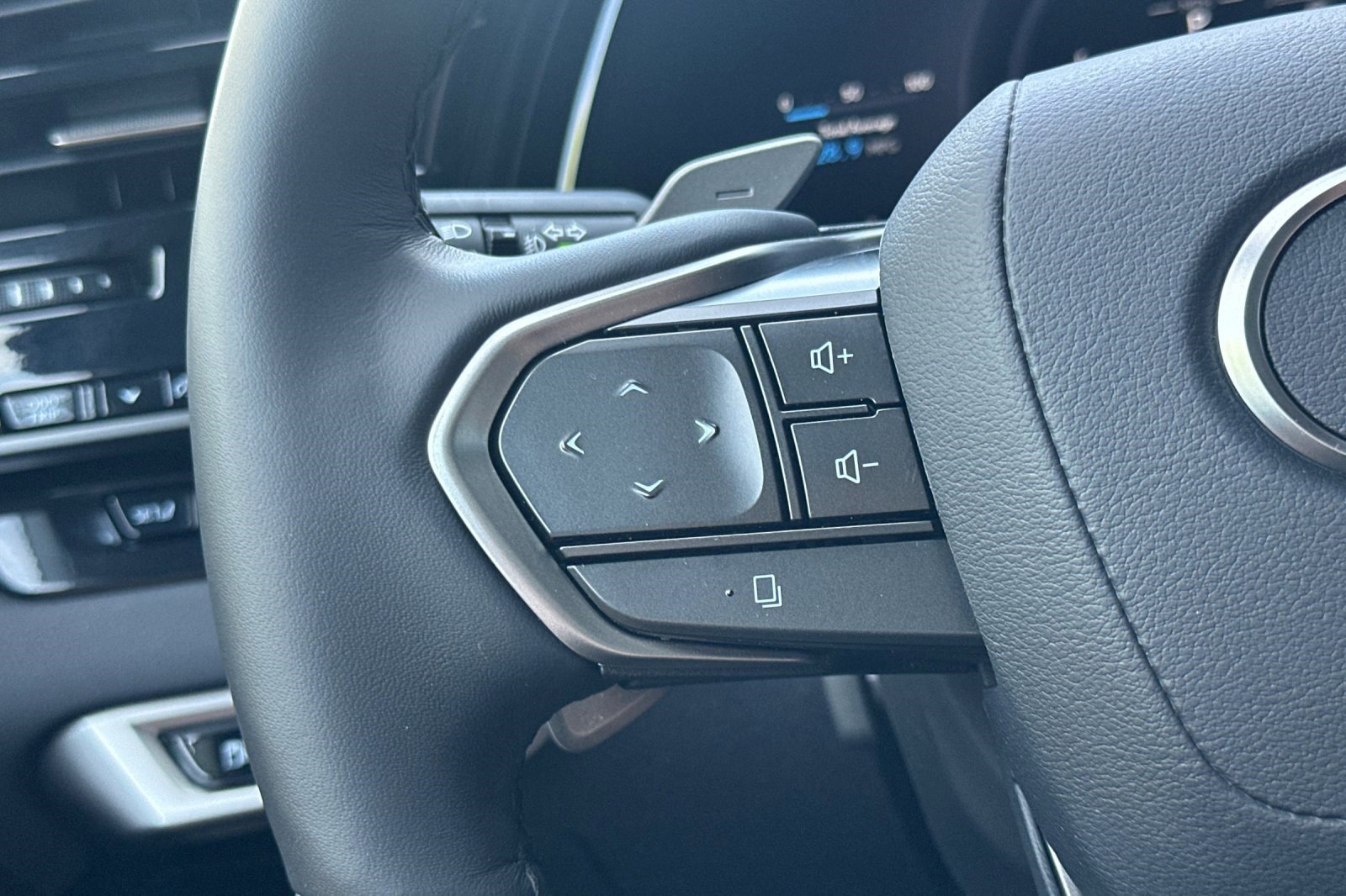 Certified 2025 Lexus RX 350 w/ Convenience Package image 30