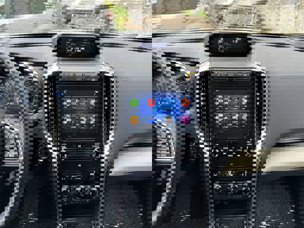 Used 2022 Subaru Ascent Limited w/ Technology Package image 17