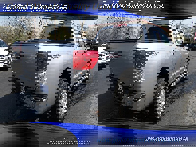 Used 2012 Toyota Tundra 4x4 Double Cab w/ TRD Off-Road Pkg image 5