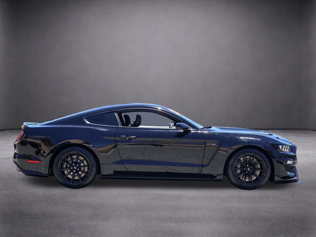 Used 2016 Ford Mustang Shelby GT350 w/ Technology Package RWD image 3