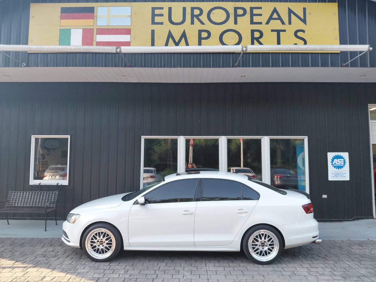 Used 2017 Volkswagen Jetta SE
