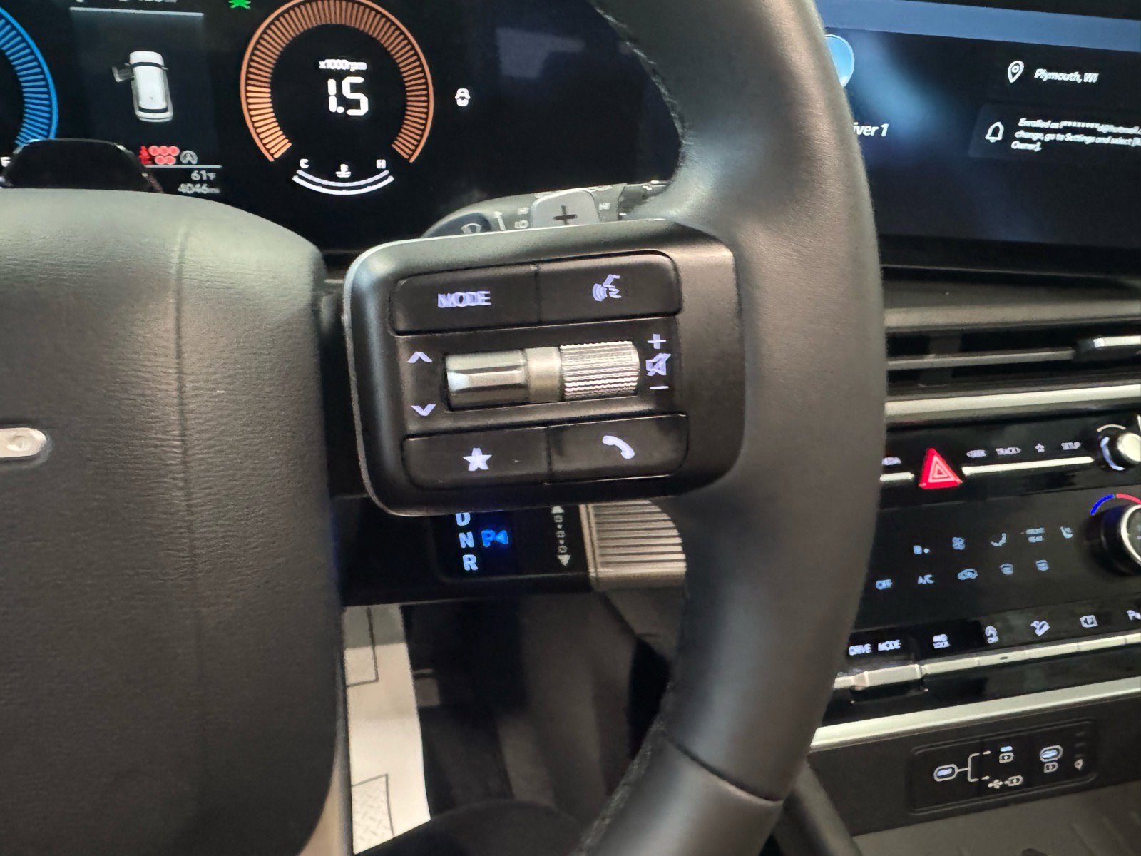 Used 2025 Hyundai Santa Fe XRT image 27