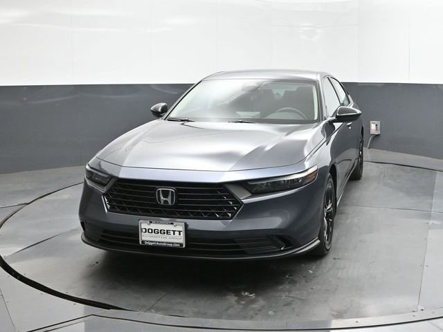 Used 2025 Honda Accord SE image 30