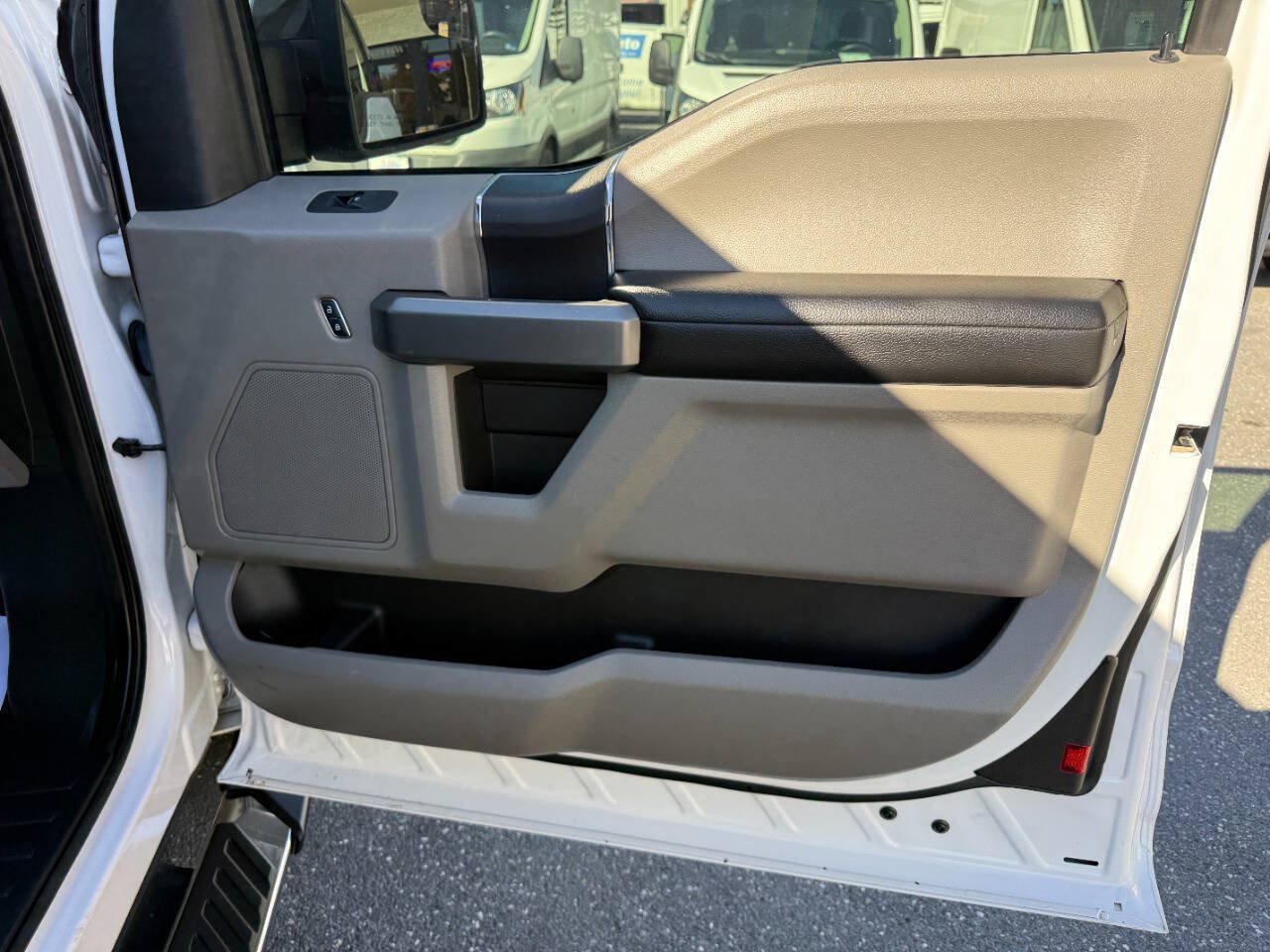 Used 2019 Ford F150 XLT w/ Equipment Group 301A Mid AWD/4WD image 32