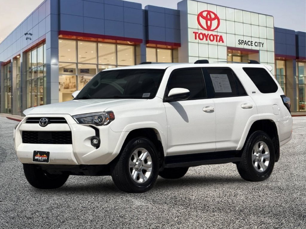 Used 2024 Toyota 4Runner SR5 AWD/4WD image 2