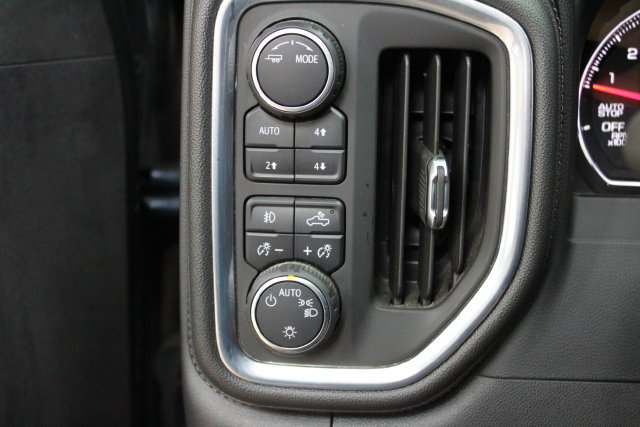 Used 2020 Chevrolet Silverado 1500 RST AWD/4WD image 15