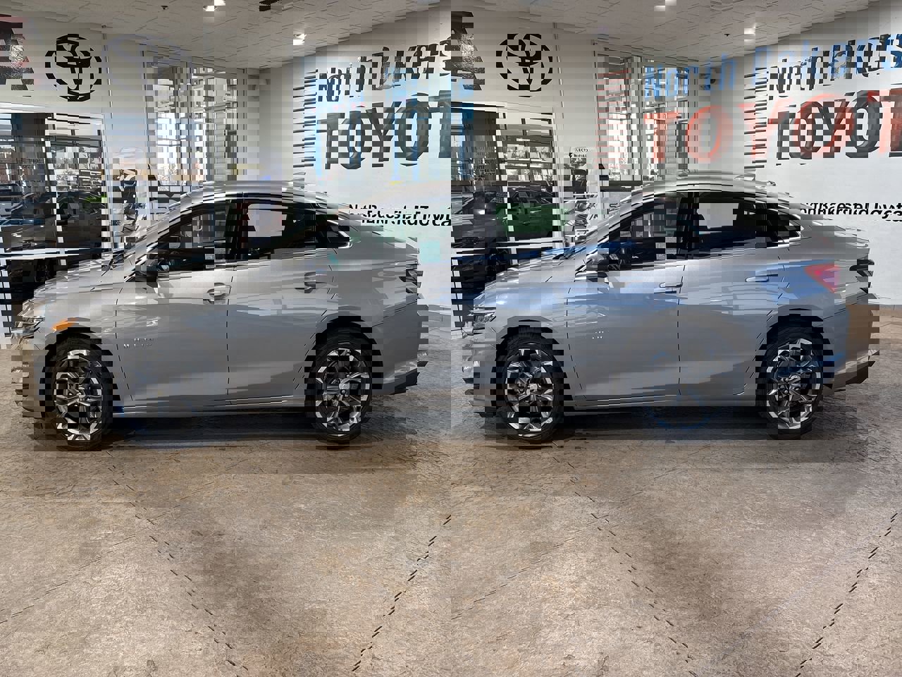 Used 2023 Chevrolet Malibu LT image 7