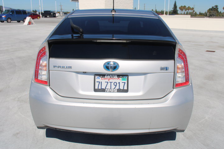 Used 2015 Toyota Prius Three w/ Solar Roof Package FWD image 4
