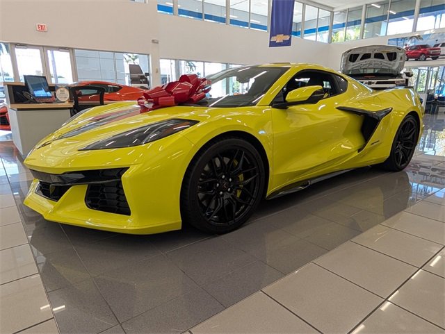 Used 2023 Chevrolet Corvette Z06 w/ Stealth Interior Trim Package image 3