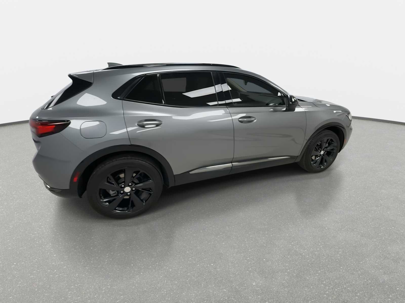 Used 2021 Buick Envision Essence w/ Sport Touring Package image 9