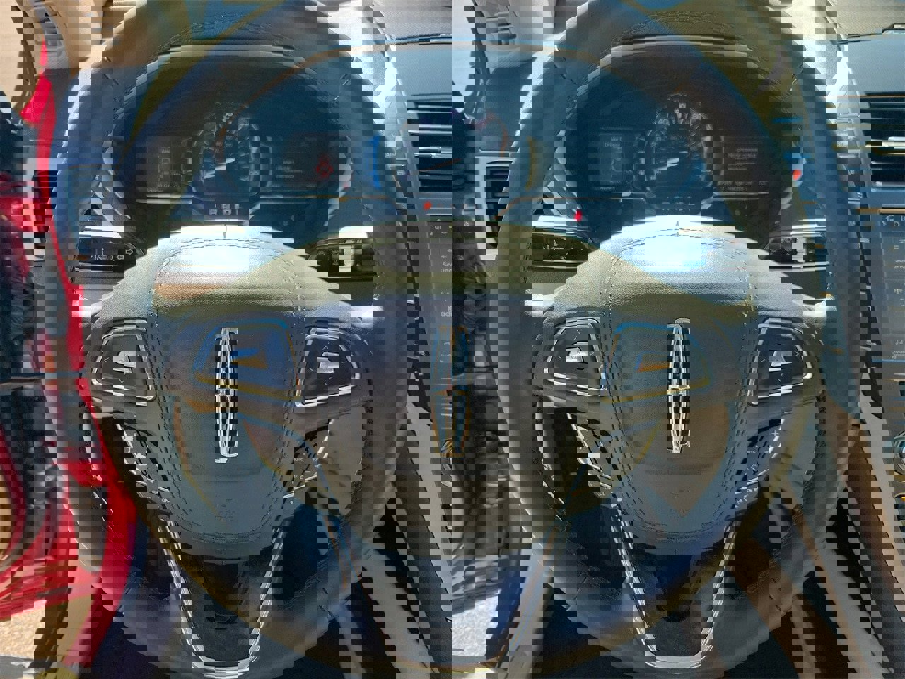 Used 2020 Lincoln MKZ Reserve image 19