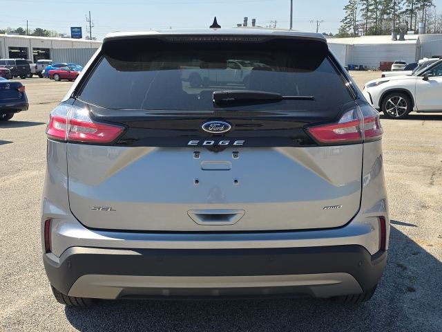 Used 2024 Ford Edge SEL w/ Convenience Package image 4