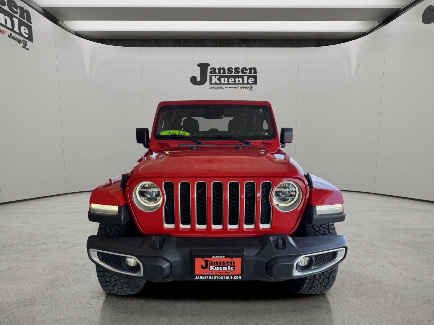 Used 2020 Jeep Gladiator Overland AWD/4WD image 4