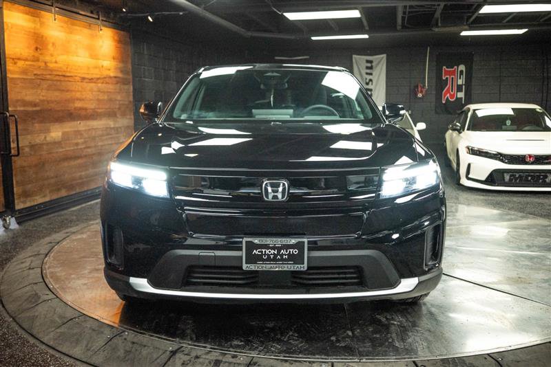 Used 2024 Honda Prologue EX image 4