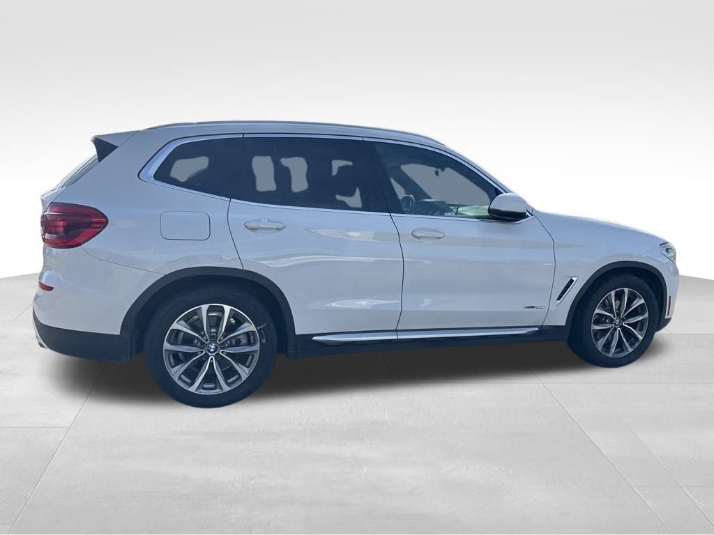 Used 2018 BMW X3 xDrive30i image 11