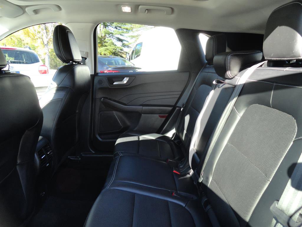 Certified 2021 Ford Escape Titanium image 20