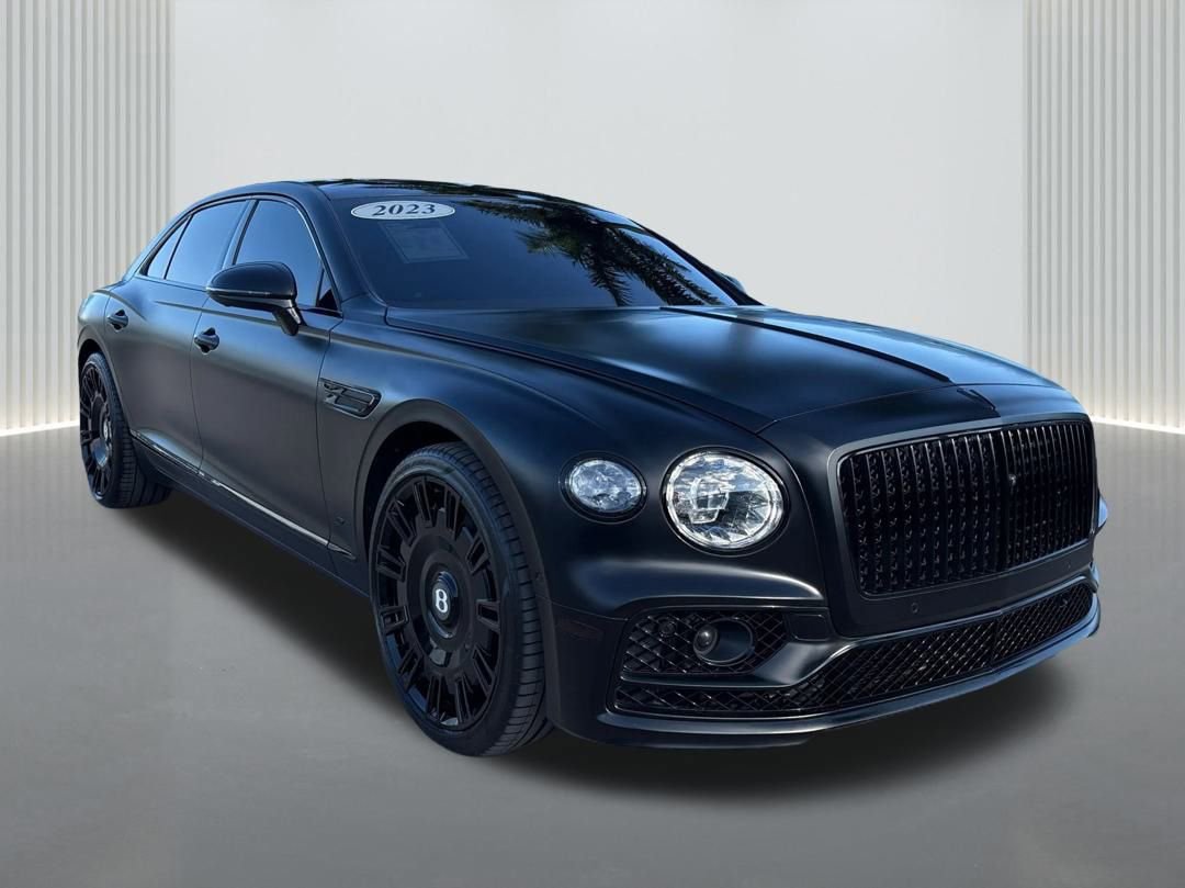 Used 2023 Bentley Flying Spur V8 image 3