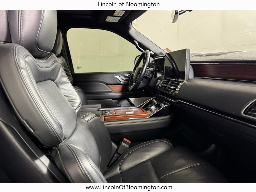 Certified 2022 Lincoln Navigator Reserve image 16