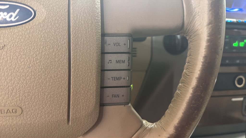 Used 2004 Ford F150 XLT AWD/4WD image 16