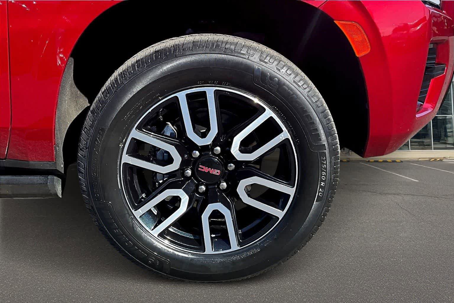 Used 2022 GMC Yukon AT4 image 34