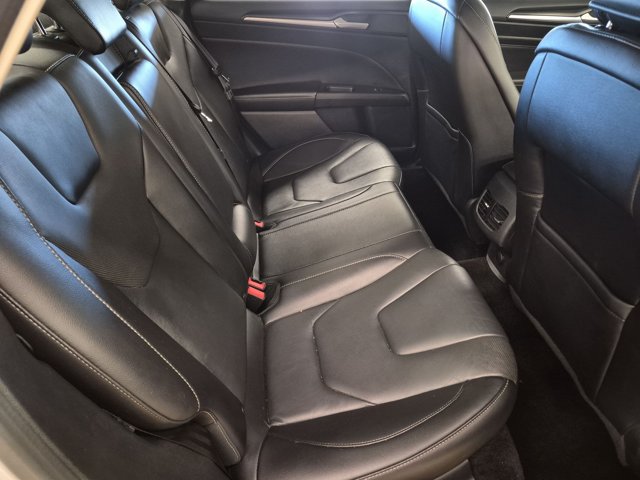 Used 2017 Ford Fusion Titanium FWD image 19