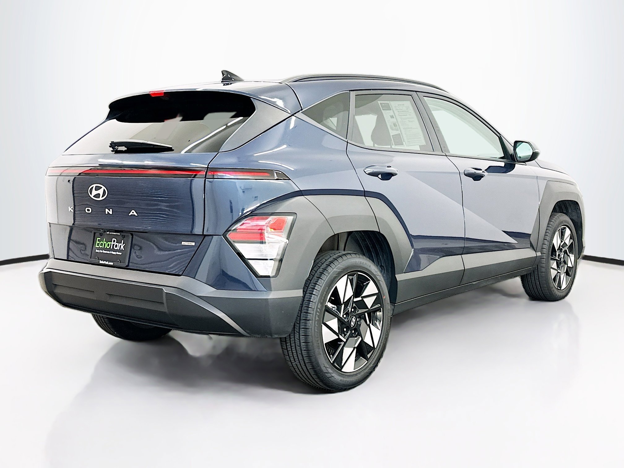 Used 2024 Hyundai Kona SEL image 9