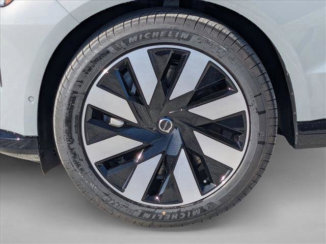 New 2025 Volvo EX90 Ultra w/ Protection Package Premier image 11