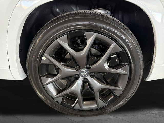 Certified 2026 Lexus TX 500h AWD w/ Technology Package image 23