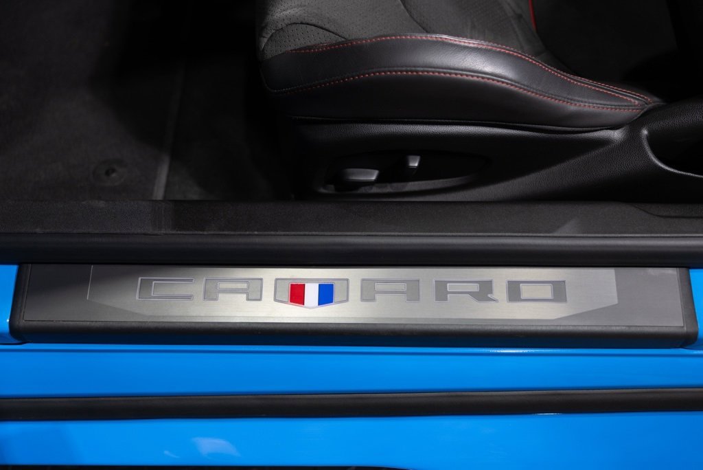 Used 2022 Chevrolet Camaro ZL1 image 21