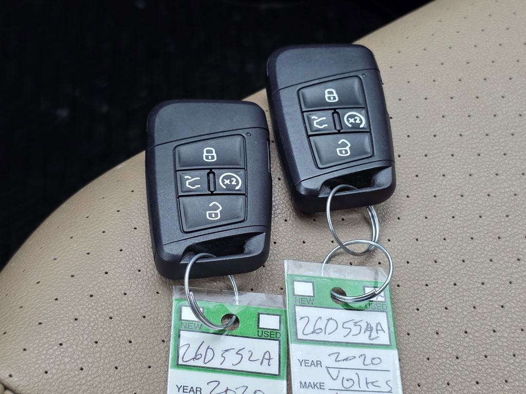 Used 2020 Volkswagen Atlas Cross Sport SE w/ Panoramic Sunroof Package image 36