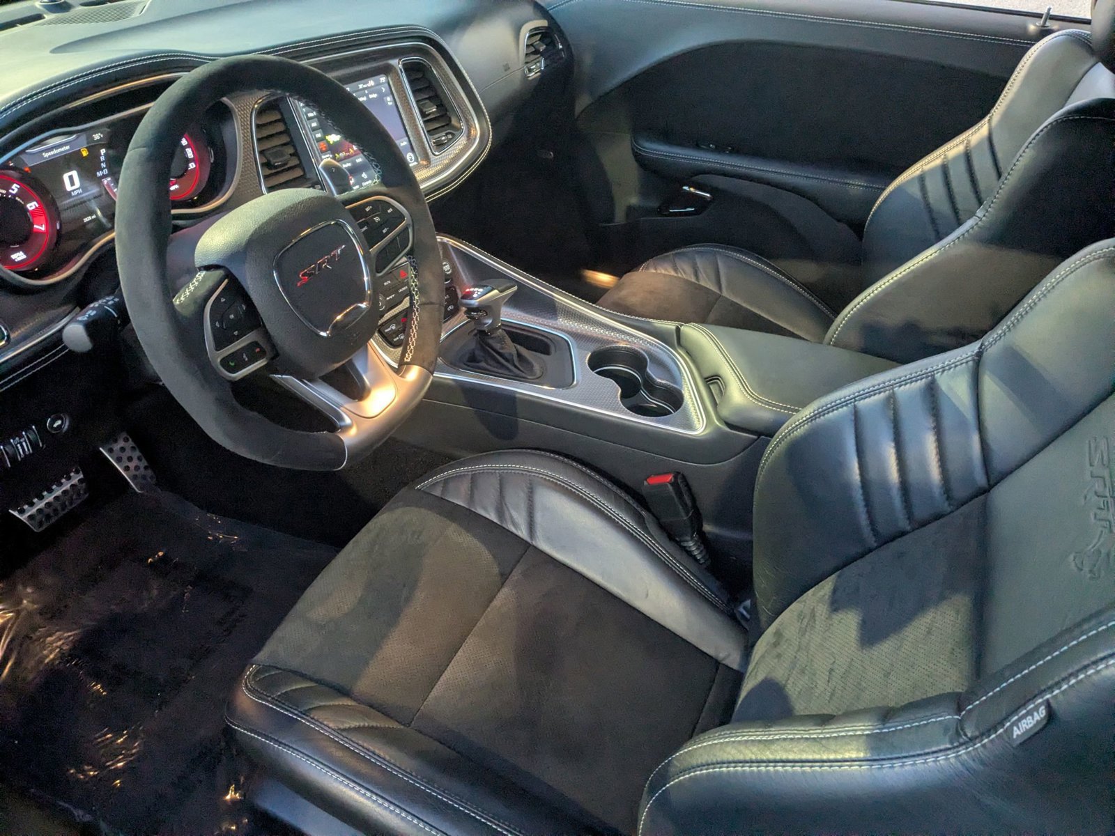 Used 2022 Dodge Challenger SRT Super Stock image 4