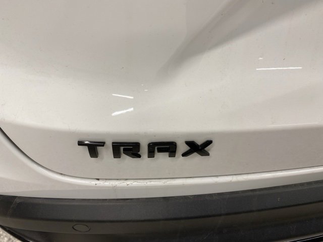 Used 2024 Chevrolet Trax RS w/ Driver Confidence Package image 8
