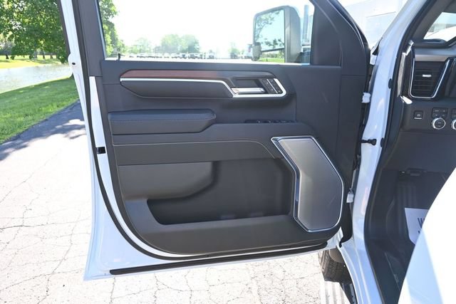 New 2026 GMC Sierra 3500 Denali w/ Denali Reserve Package AWD/4WD image 20