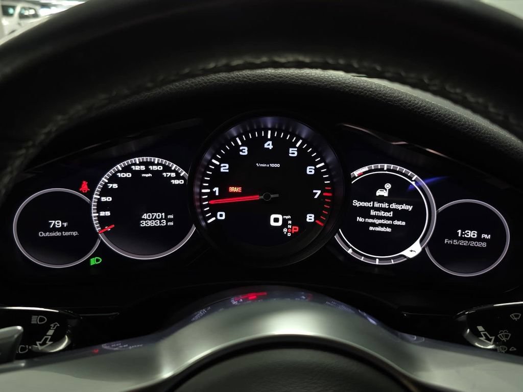 Used 2020 Porsche Panamera image 14