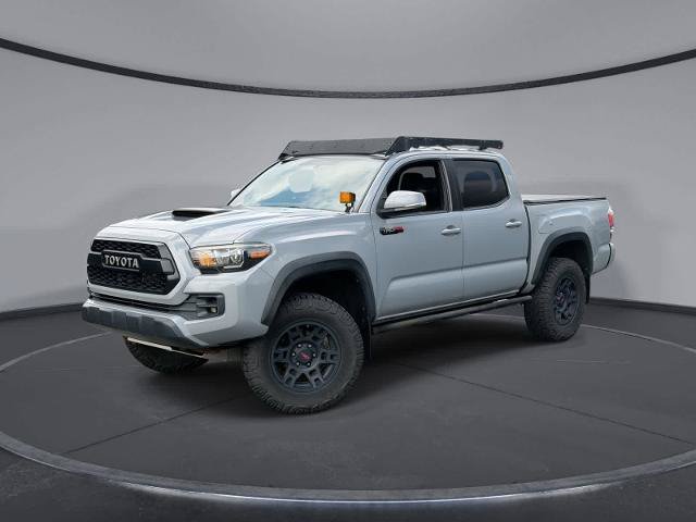 Used 2017 Toyota Tacoma TRD Pro AWD/4WD image 1