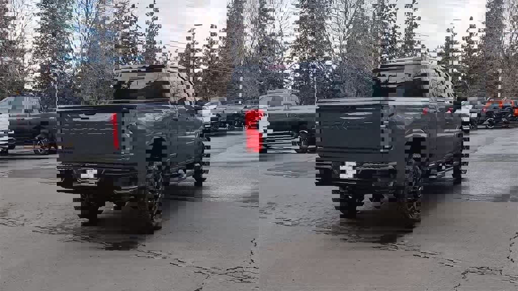 Used 2025 Chevrolet Silverado 3500 LTZ w/ LTZ Plus Package image 8