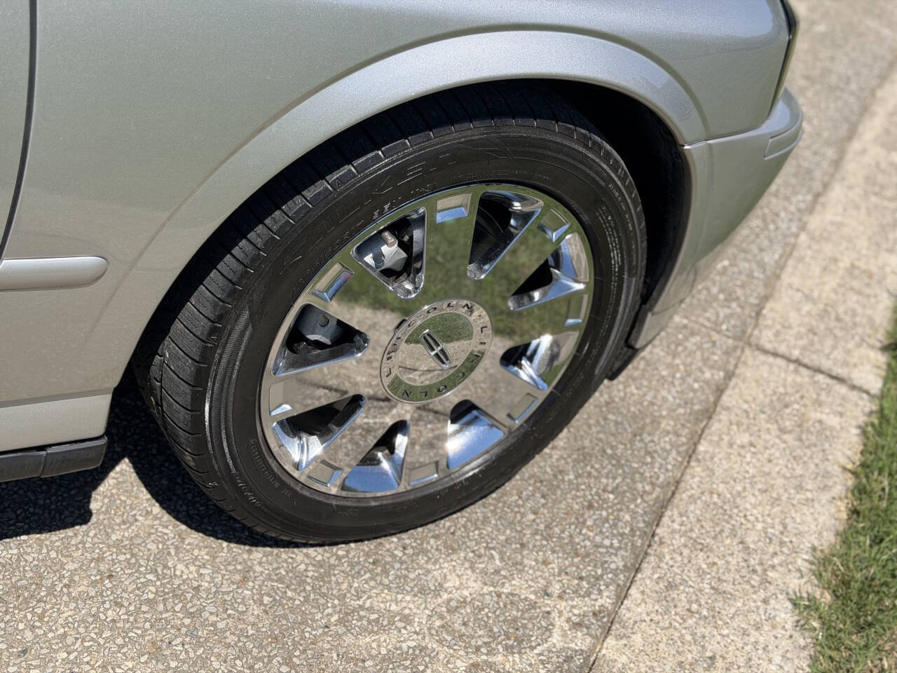 Used 2003 Lincoln LS RWD image 28