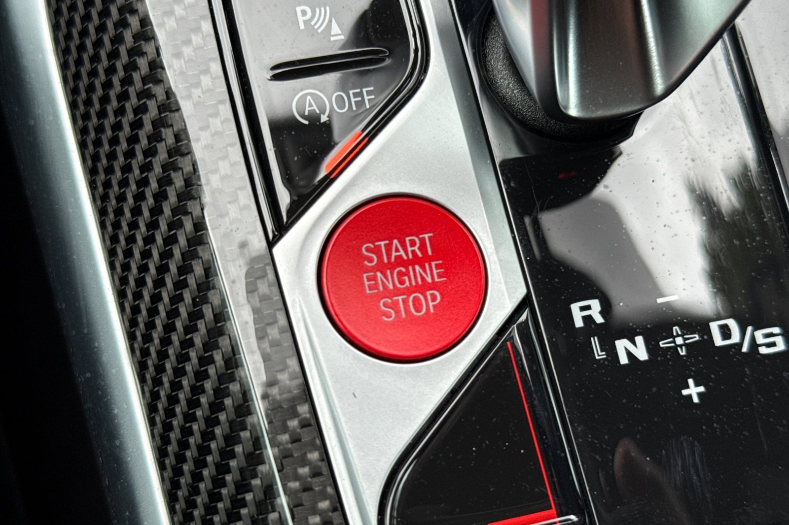 Used 2024 BMW M4 xDrive Competition w/ Executive Package image 27