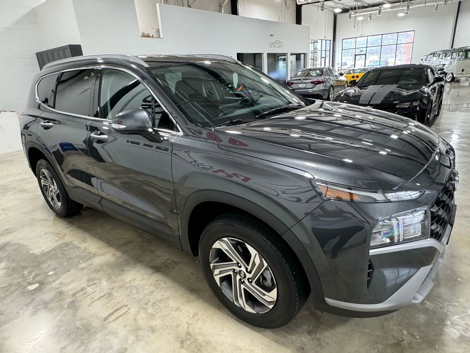 Used 2023 Hyundai Santa Fe SEL image 5