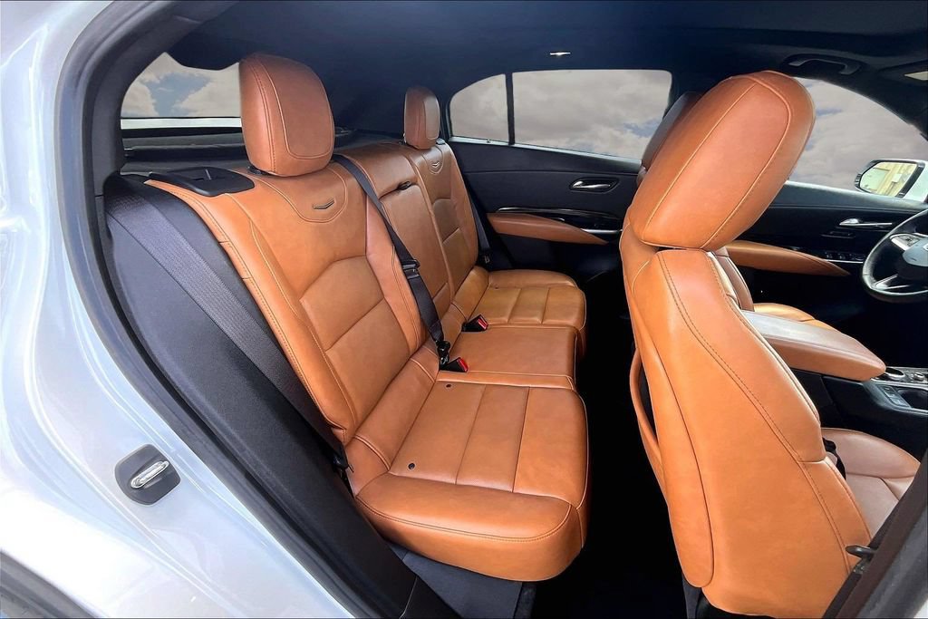 Used 2022 Cadillac XT4 Premium Luxury AWD/4WD image 25