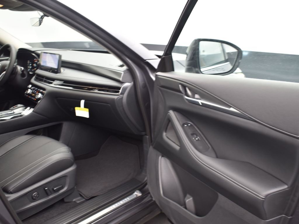 Certified 2026 INFINITI QX60 Pure w/ Cargo Package image 21