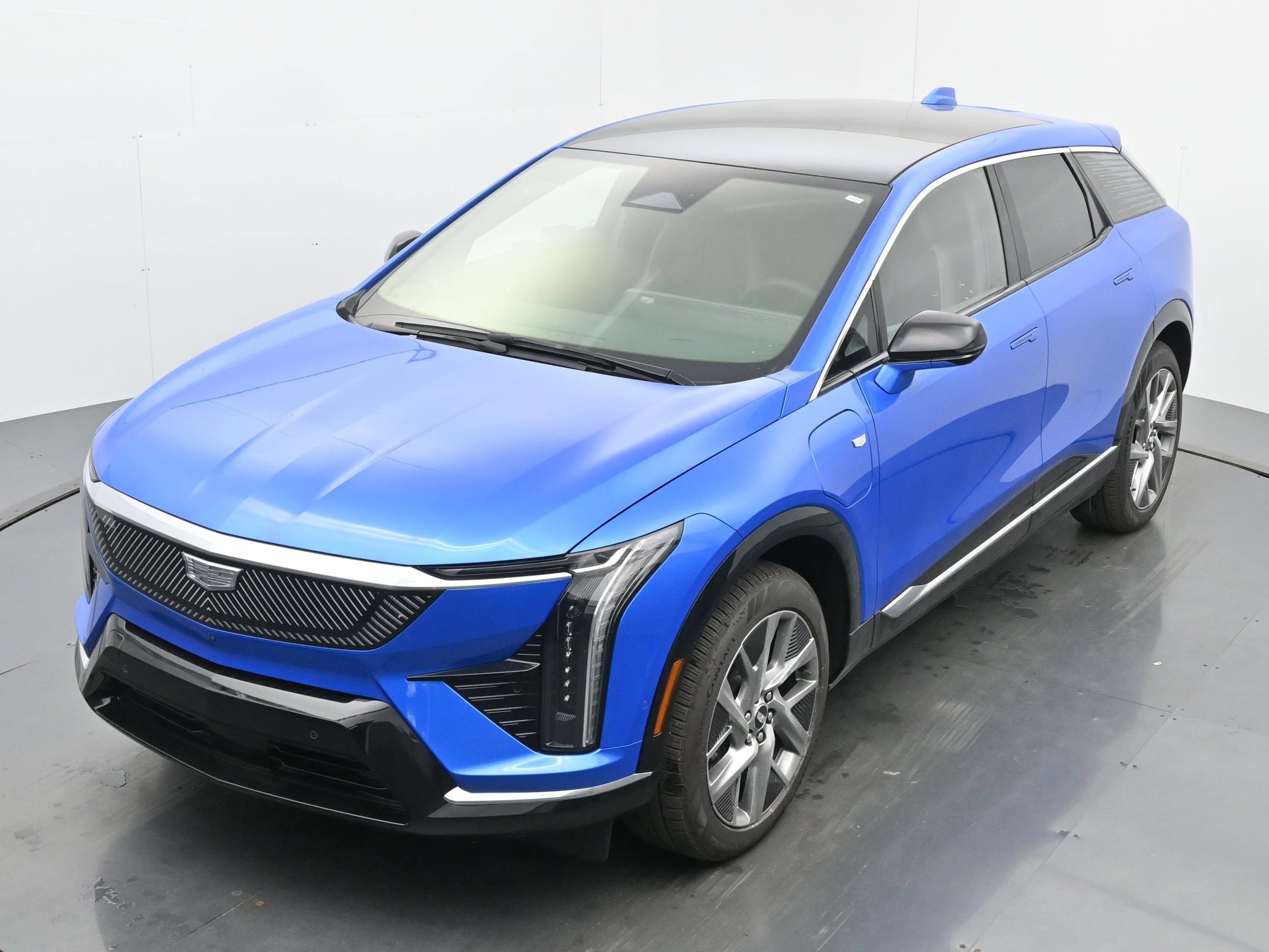 New 2026 Cadillac Optiq Luxury 1 w/ LPO, Floor Liner Package AWD/4WD image 22