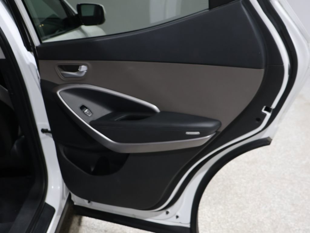 Used 2015 Hyundai Santa Fe Sport image 20